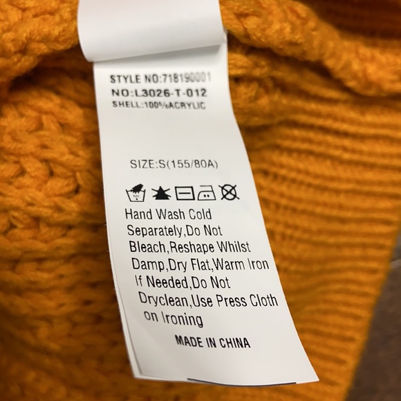 Mustard Yellow Chunky Knit Vest - Picture 7 of 12